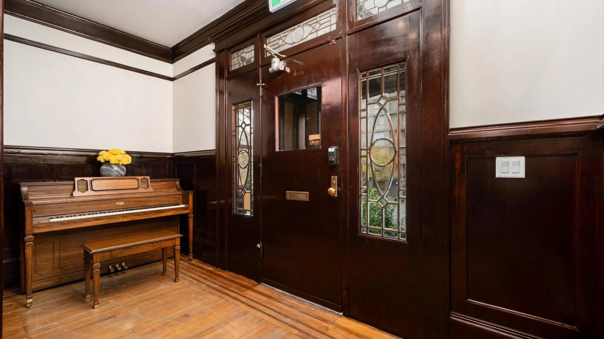 The Hunter House Bed And Breakfast Vancouver
